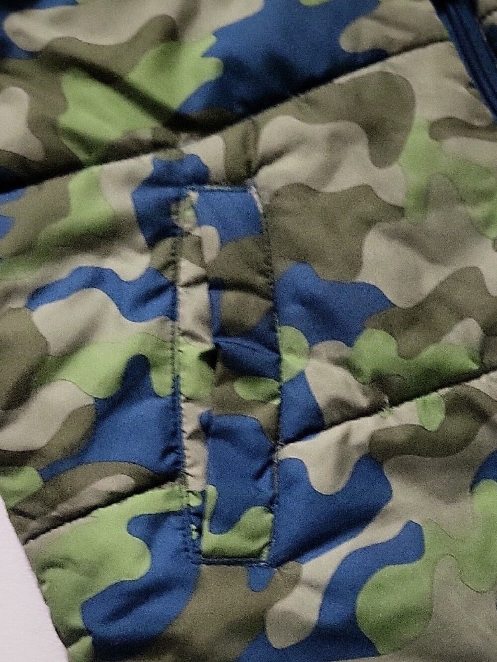Lands' End Kids Blue Jacket Interior Label - Picture 3 of 4